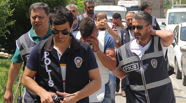 İnanılmaz cinayet! Öldürüp babasıyla gömdü