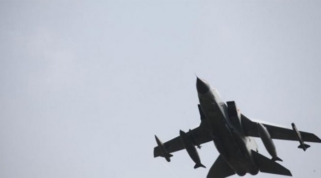 İncirlik Hava Üssü'nde yoğun hava trafiği