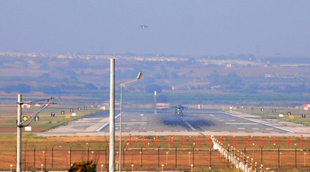 İncirlik'te F-16'ların keşif dönüşü