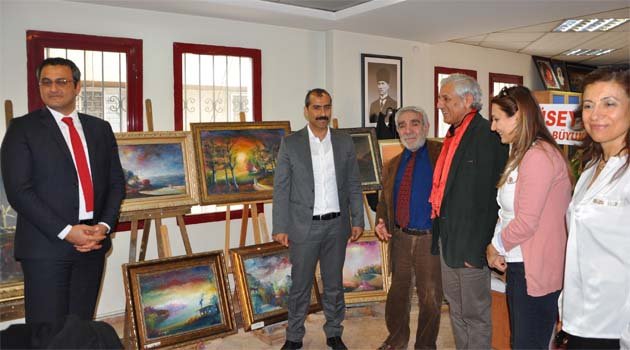 İnşaat Mühendisi Durur’un resim sergisi