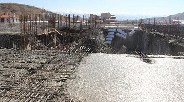 İnşaatta göçük! 3 yaralı