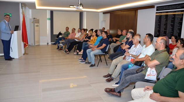 ‘İnsanlar ilk önce gülümsemeye bakıyor’