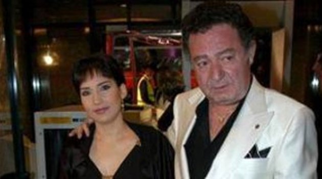 İpek Açar'ın Telefonu Susmak Bilmiyor!