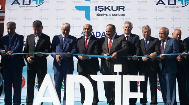 ‘İşsizler iş beğenmiyor’