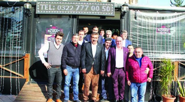 İşadamları kaynaşma yemeğinde buluştu