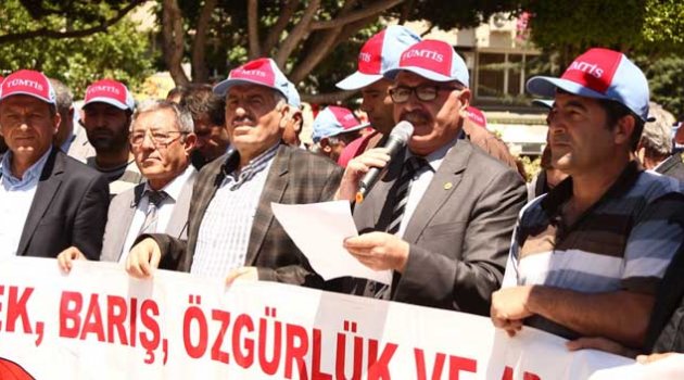 İşçiler 1 Mayıs mitingi için bildiri dağıttı