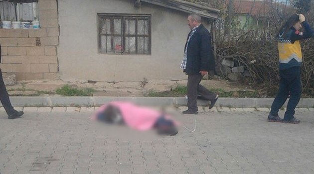 İşe gitmek için evden çıkan genç kadın öldürüldü
