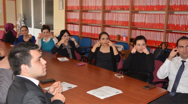 İşkur personeline işaret dili eğitimi