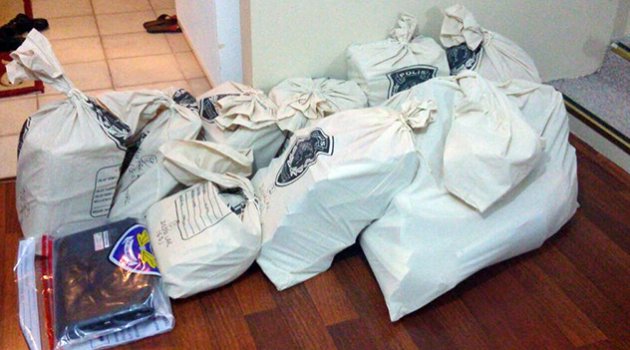İşte evinde devlet sırrı niteliğinde 13 çuval belge bulunan avukat