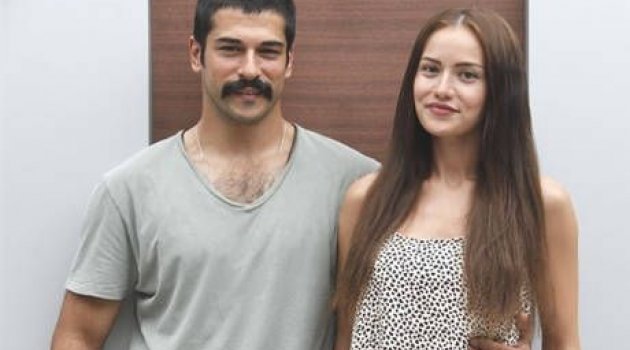 İşte Fahriye Evcen ve Burak Özçivit'in şarkısı