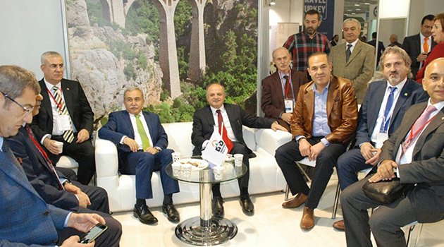 İzmir Fuarı’nda Adana rüzgarı