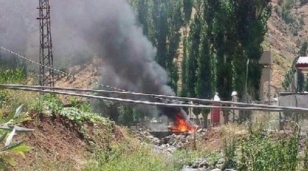 Jandarma karakoluna bombalı araçla saldırı