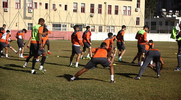 Jurcic: "Antalyaspor karşısında sert oynamalıyız"
