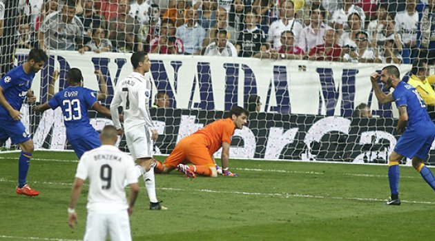 Juve şampiyonu yıktı