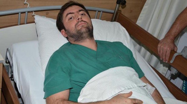 Kaburgası kırılan doktor hastaneye sevkedildi