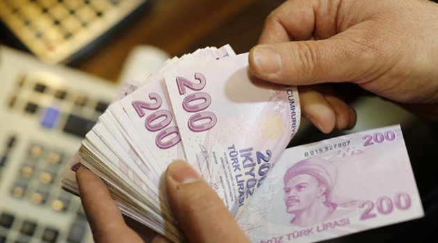 Kadın banka memuruna 6 yıl 3 ay hapis verildi