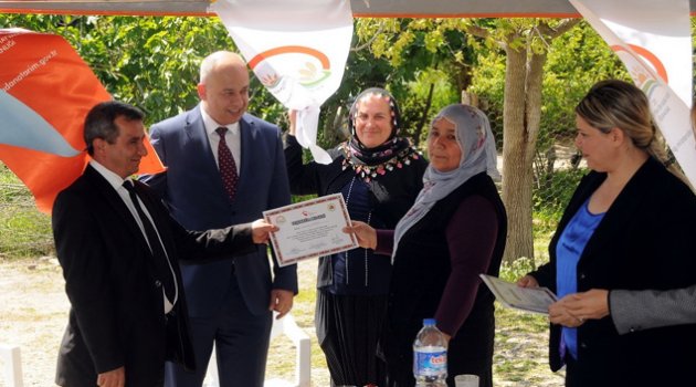 Kadın çiftçilere sertifika