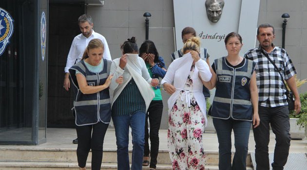 Kadın hırsızlar yakayı ele verdi