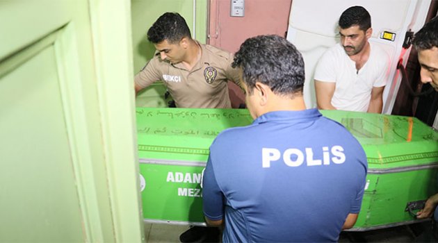 Kadın polis evde başından vurulmuş halde bulundu