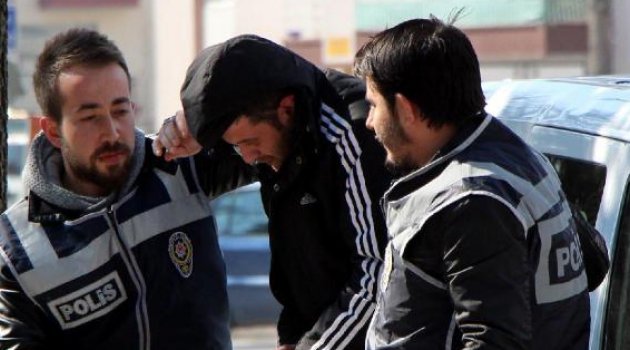 Kadınlara kredi çektirip dolandıran sahte mühendis yakalandı