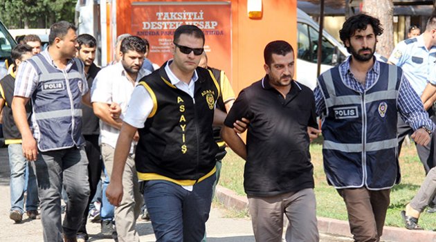 Kafasına vurularak mı yoksa düşüp mü öldü