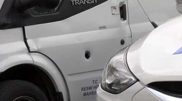 Kağıt toplayıcıları zabıta aracına ateş açtı