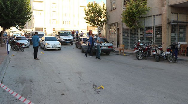 Kahvehanede alacak verecek yüzünden silahlı kavga!