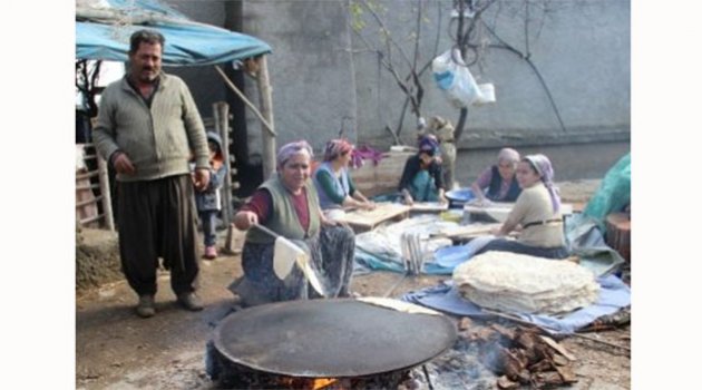 Kalabalık Aileler Çareyi Yufka Ekmekte Buluyor