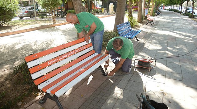Kaldırımlarda Adanaspor ve Demirspor kardeşliği