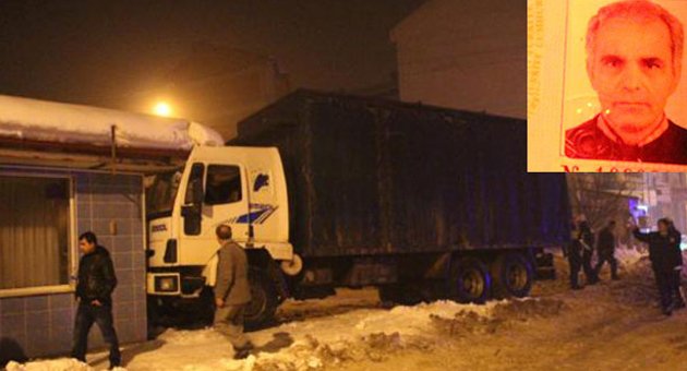 Kalp krizi direksiyon başında yakaladı