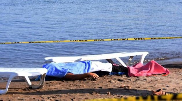 Kalp krizi geçirince yarım metrelik suda boğuldu