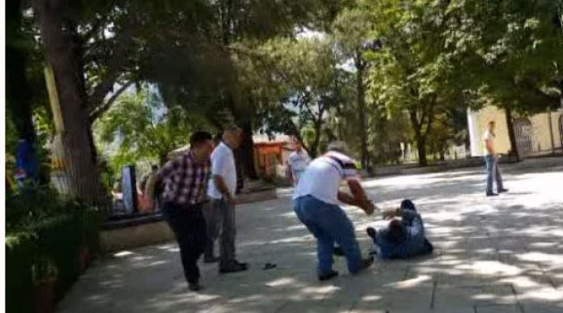 Kameraların önünde kan donduran cinayet!