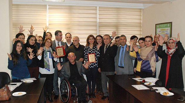 Kamu personeli işitme engellileri duyacak