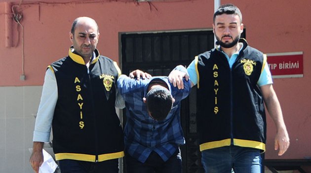 Kamyoneti dans ederek çaldı