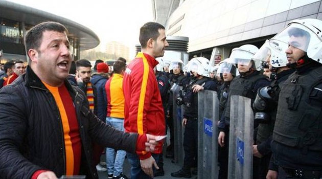 Kan donduran eylem planı derbiyi erteletti
