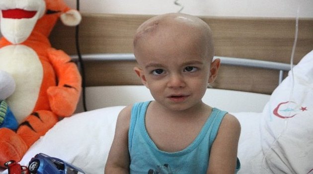 Kanser hastası çocuğa yardım bahanesiyle dolandırıcılık