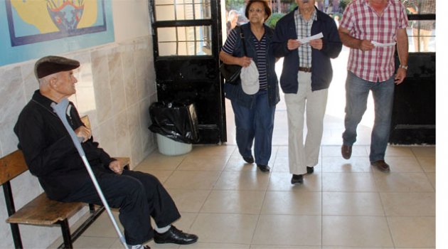 Kanserden bacağı kesildi, oyunu kullanmaya geldi