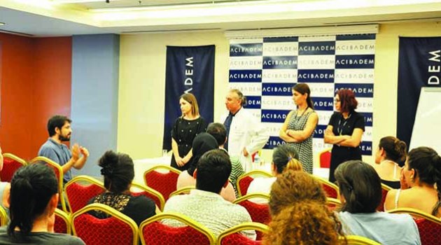 Kanserle mücadele eden çocuklar, aileleri ve uzmanlar buluştu