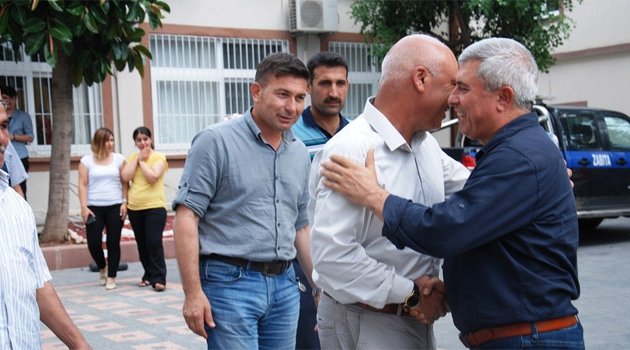 Karaisalı paşasını karşıladı