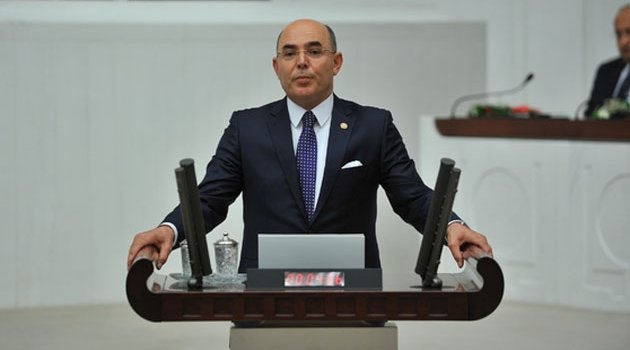 Karakaya, Bölge İdare ve Bölge Adliye Mahkemesinin Adana’dan başka illere taşınmasına isyan etti