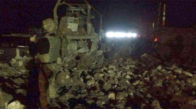 Karakola bombalı saldırı! 3 şehit, 24 yaralı