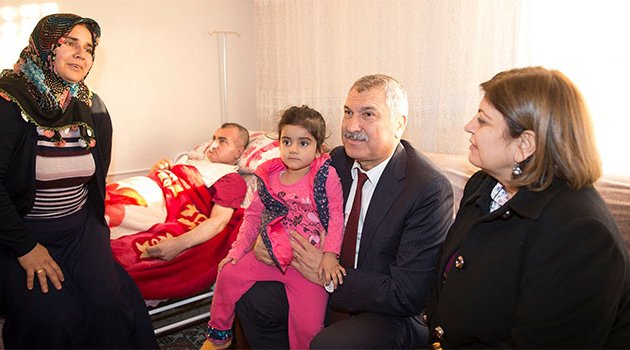 Karalar: "Sosyal belediyecilik lütuf değil görevdir”