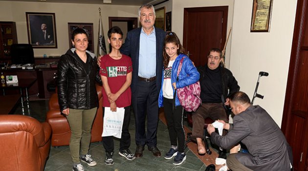 Karalar'dan engellilere işitme cihazı ve protez ayak