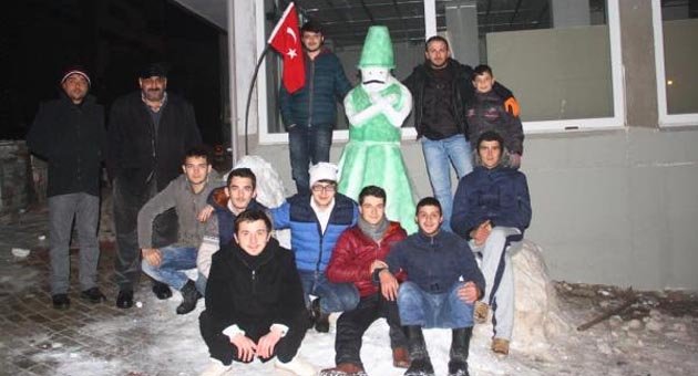 Kardan semazen yaptılar