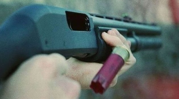Kardeşi ile yengesini sokak ortasında öldürdü