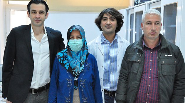 Karın ağrısıyla geldi, çift apendiksi çıktı