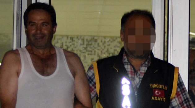 Karısını öldürdü, kahkaha atarak cezaevine gitti