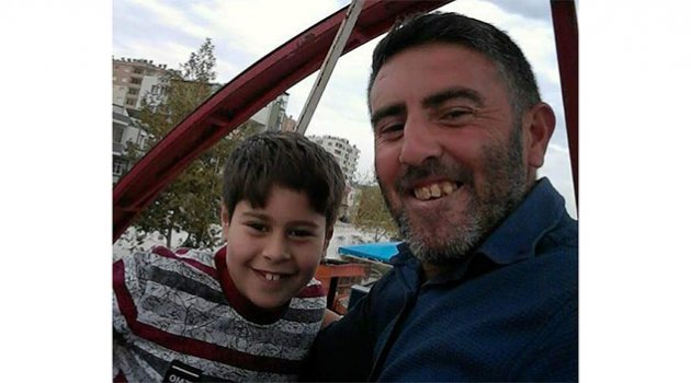 Karşıdan karşıya geçmek isteyen küçük çocuk canından oldu