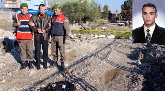 Katil kulplu bardaktan çıktı