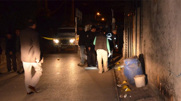 Katil zanlısı demir şebekede sıkışınca yakayı ele verdi